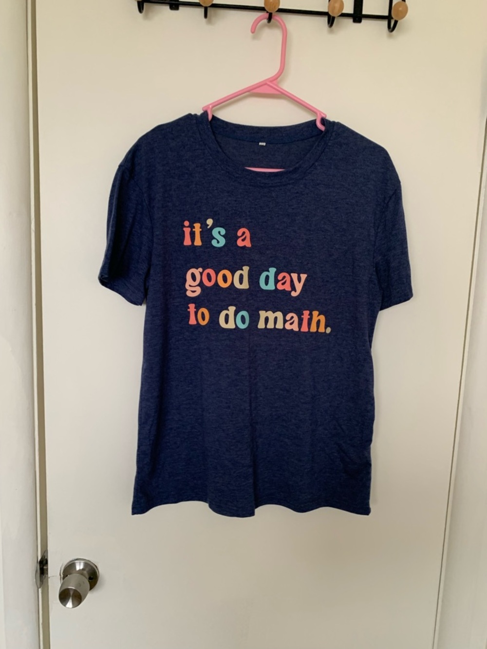 Navy Graphic Tee "it's a good day to do math."